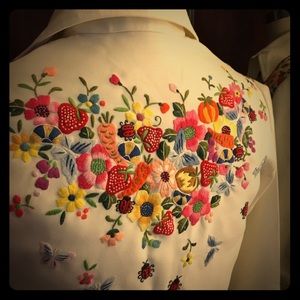 COPY - Vintage hand embroidered shirt